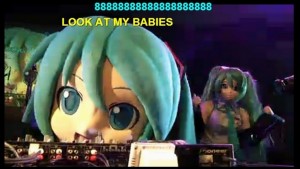 Bergoyang Bersama DJ Mikudayo di Acara Niconico Chokaigi 3