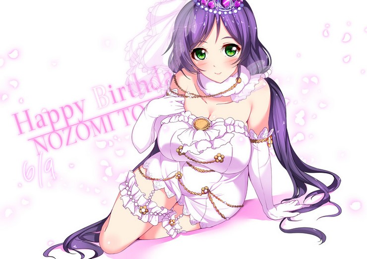 Penggemar Nozomi Toujou Dari LoveLive! Mentato Seluruh Punggungnya Demi Merayakan Ultah Sang Idola