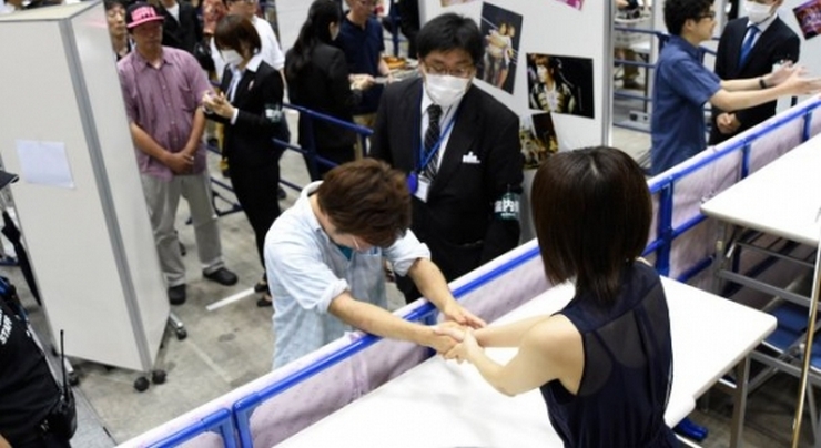 Inilah Suasana Acara Handshake Baru AKB48 Yang Sangat Ketat!
