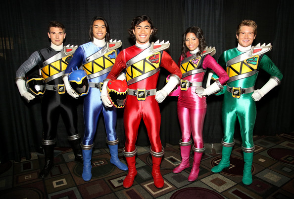 Aktor Asal Indonesia Akan Berperan Sebagai Ranger Biru di Power Rangers Dino Charge
