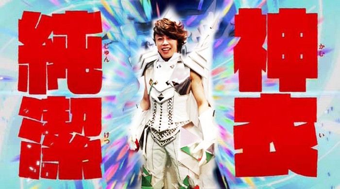 Mulai Dari Monster Hunter Sampai Aikatsu!, Pengguna Twitter Mempertanyakan Kostum T.M.Revolution