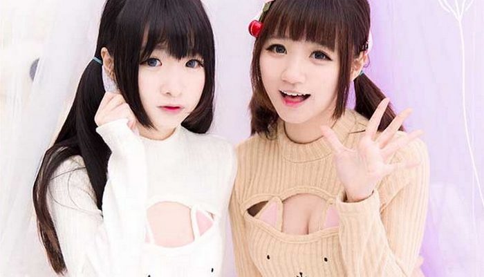 Transformasi Sweater Turtleneck Menjadi Lebih Imut, Mengubah Dadamu Menjadi Kucing Yang Lucu