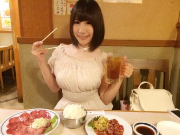 Seiyuu Baru, Ono Saki Mendadak Terkenal Setelah Upload Foto Diri