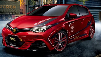 Zeonic Toyota Pamerkan Mobil Auris Versi Char Terbaru