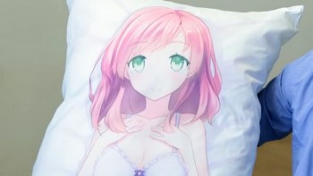 Dakimakura Ini Senang Bila Kamu Belai, Marah Bila Kamu Perlakukan Kasar