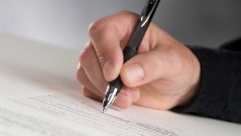 Mulai Dari Profesor Sampai Novelis BL Mendukung Penolakan Aturan PBB