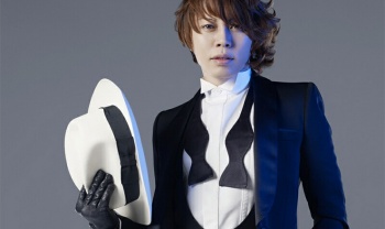 T.M Revolution Akan Melaksanakan Debutnya di Ajang Doujinshi, Comiket!