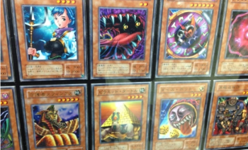 Pencuri Nekat Memanjat Gedung Demi Kartu Pokemon dan Yu-Gi-Oh!